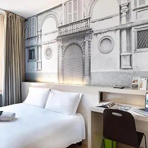 B&B Hotel Bergamo City מלון